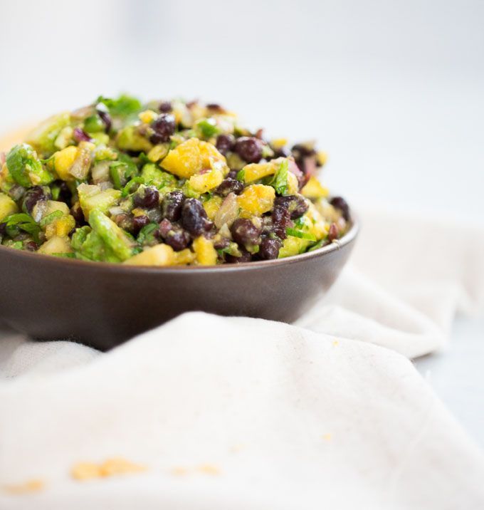 Ensalada deFrijoles Negros y Piña