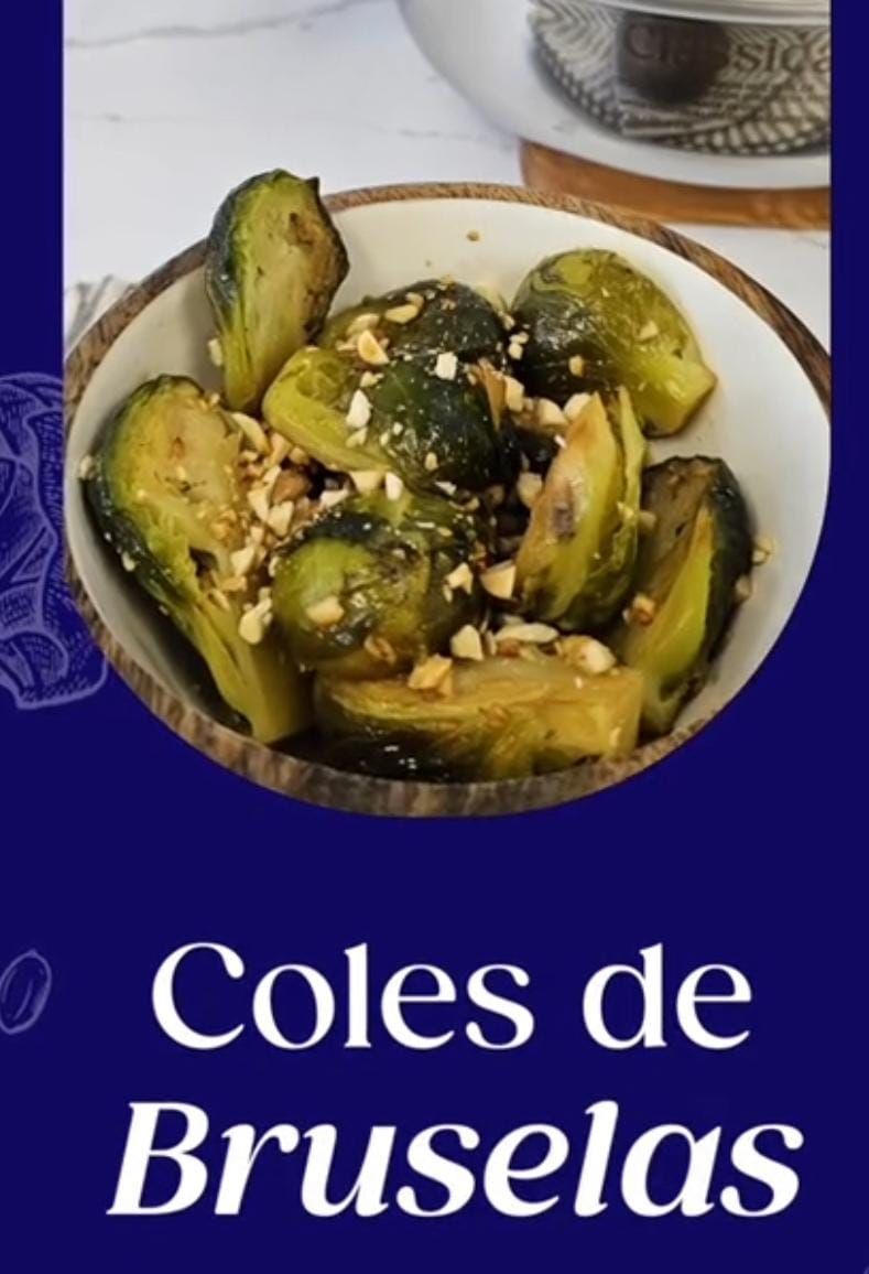 Coles de Bruselas en olla baja Classica®: caramelizadas con soya, miel y toque crujiente de maní